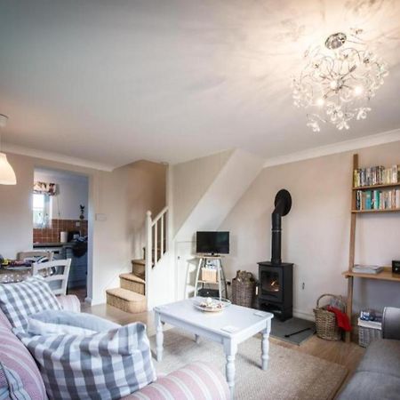 Dreamy Suffolk Country Cottage Escape Aldeby 外观 照片