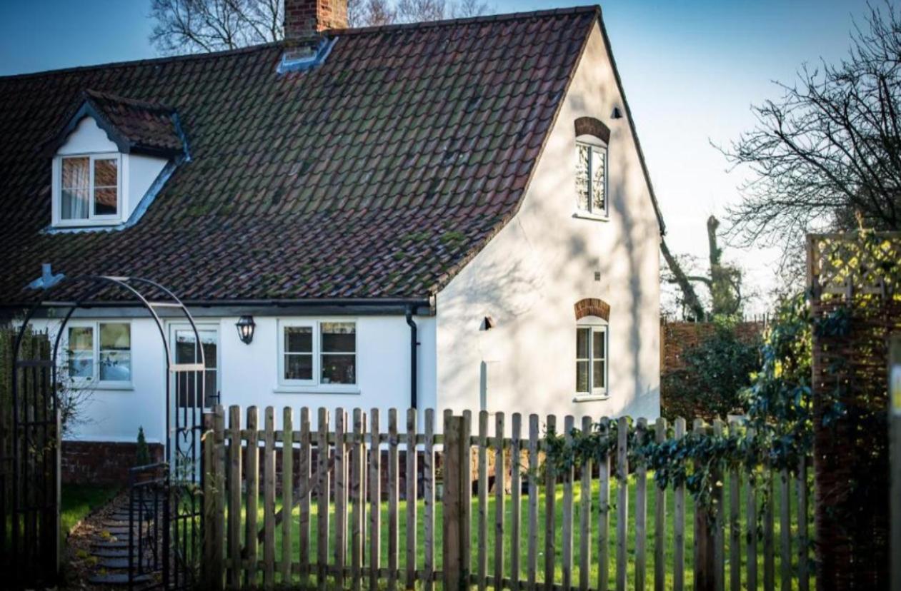 Dreamy Suffolk Country Cottage Escape Aldeby 外观 照片