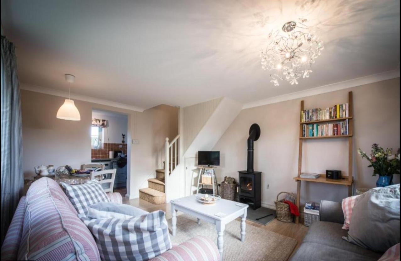 Dreamy Suffolk Country Cottage Escape Aldeby 外观 照片